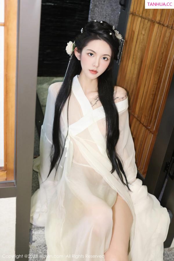   [XiuRen]高清写真图 2023.03.17 No.6430 乔一一 古装美腿第17张图片